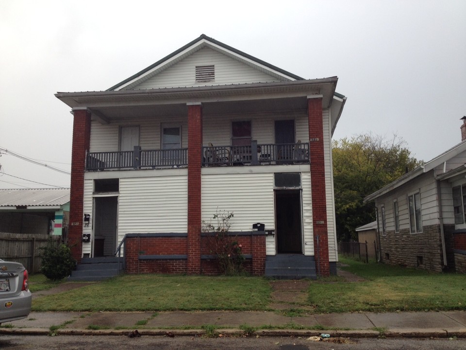 1141 W Maryland St in Evansville, IN - Building Photo