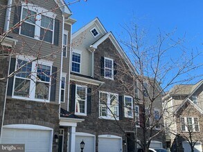 22745 Balduck Terrace in Ashburn, VA - Building Photo - Building Photo