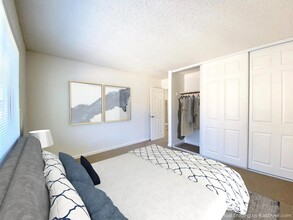 Mission Hills Apartments in Santa Clara, CA - Building Photo - Building Photo