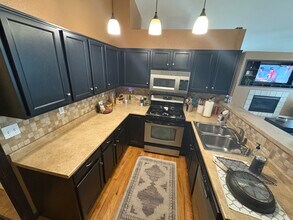 12151 Cherrywood St in Broomfield, CO - Foto de edificio - Building Photo