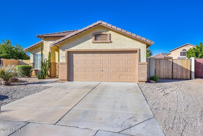 property at 7720 W Foothill Dr