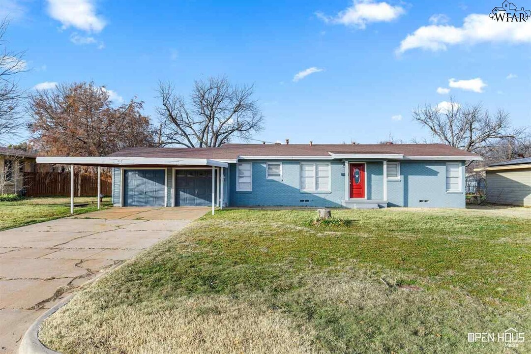 4108 Phillips Dr in Wichita Falls, TX - Building Photo