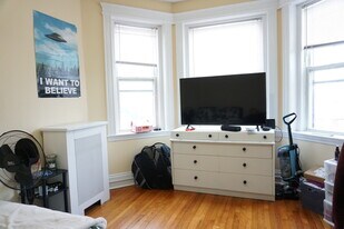 79 Gordon St, Unit 3 in Boston, MA - Building Photo