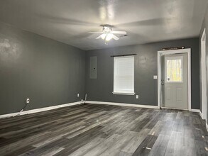 13301 Kanis Rd in Little Rock, AR - Building Photo - Building Photo