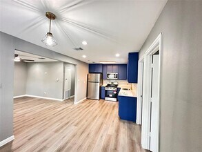 4519 Oak Shadows Dr in Houston, TX - Building Photo - Building Photo