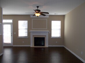 3390 Merchant Ln in Davidson, NC - Building Photo - Building Photo