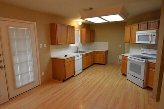 21492 Palace Pines Dr in Kingwood, TX - Building Photo - Building Photo