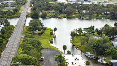 1001 W Eau Gallie Blvd, Unit 211 in Melbourne, FL - Building Photo - Building Photo