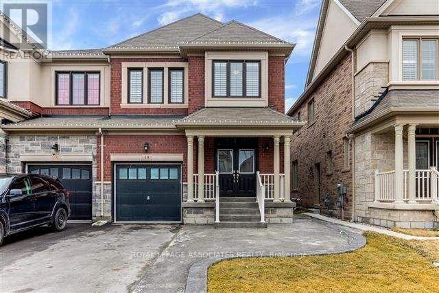 10 Andretti Cres in Brampton, ON - Building Photo