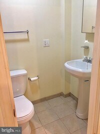 1839 Poplar St, Unit 1 photo'