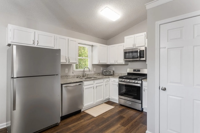 14 Villa Rosa Ln in Temple, GA - Building Photo - Building Photo
