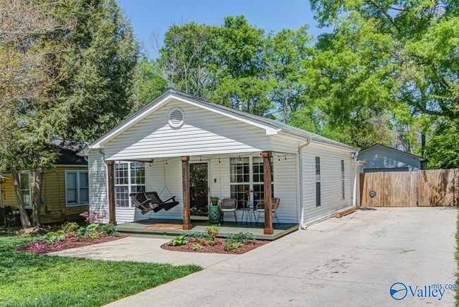 1605 McCullough Ave NE in Huntsville, AL - Building Photo - Building Photo