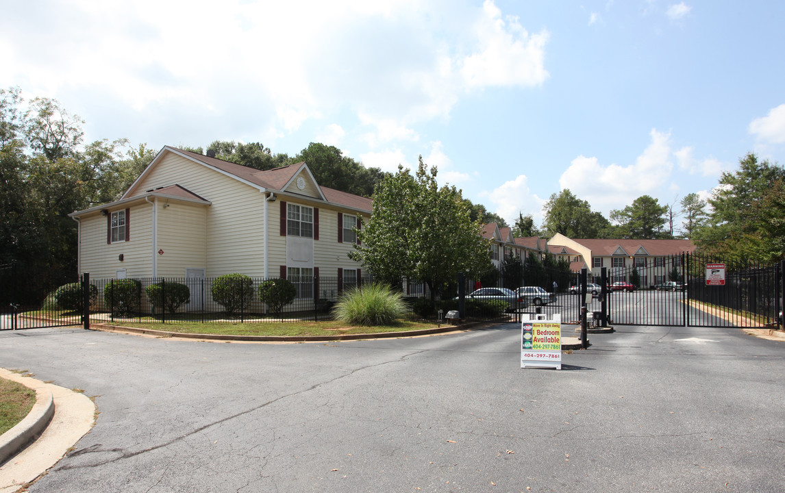 Chelsea Court in Clarkston, GA - Foto de edificio