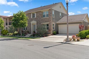 109 Sabiosa in Irvine, CA - Building Photo