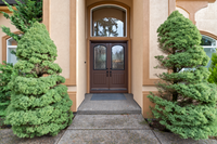 14112 Heathrow Ln in Lake Oswego, OR - Foto de edificio - Building Photo