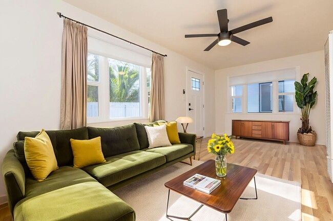 4615 E Mountain View Dr in San Diego, CA - Building Photo - Building Photo