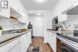 4 Lisa St. in Brampton, ON - Building Photo - Building Photo