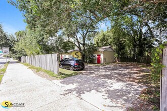 2275 Atlantic Blvd in Jacksonville, FL - Building Photo - Building Photo