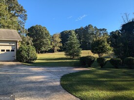 1010 Cherokee Cir in Athens, GA - Building Photo - Building Photo