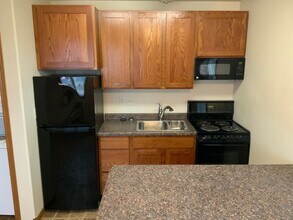 120 W Main St-Unit -D in South Heart, ND - Building Photo - Building Photo