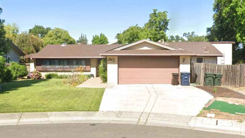 6851 Albury St in Citrus Heights, CA - Building Photo