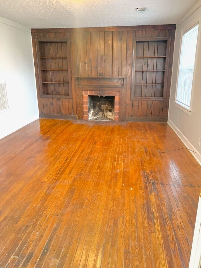 property at 1420 Litton Ave