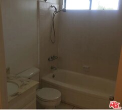 14435 Tiara St in Los Angeles, CA - Building Photo - Building Photo