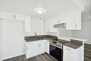 Sage I in San Bernardino, CA - Building Photo