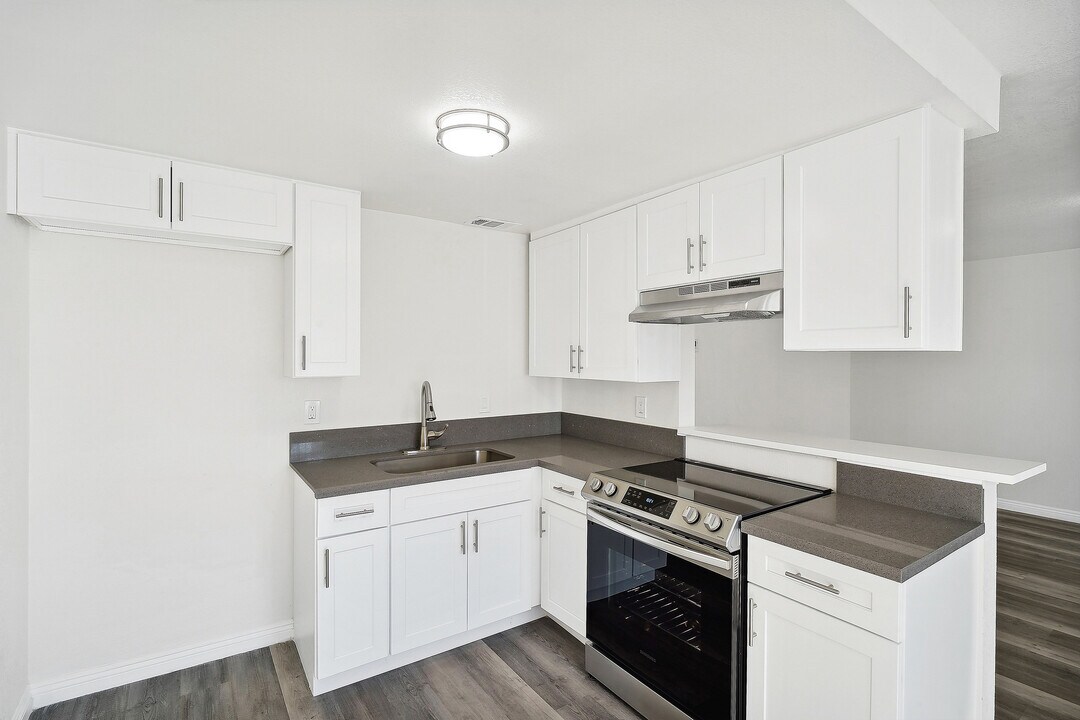 Sage I in San Bernardino, CA - Foto de edificio