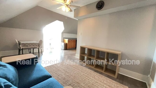 property at 923 Chislett St