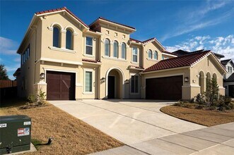 10904 Hollydale Ln in Frisco, TX - Building Photo - Building Photo