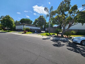 720-738 Sutter Ave in Palo Alto, CA - Building Photo - Building Photo