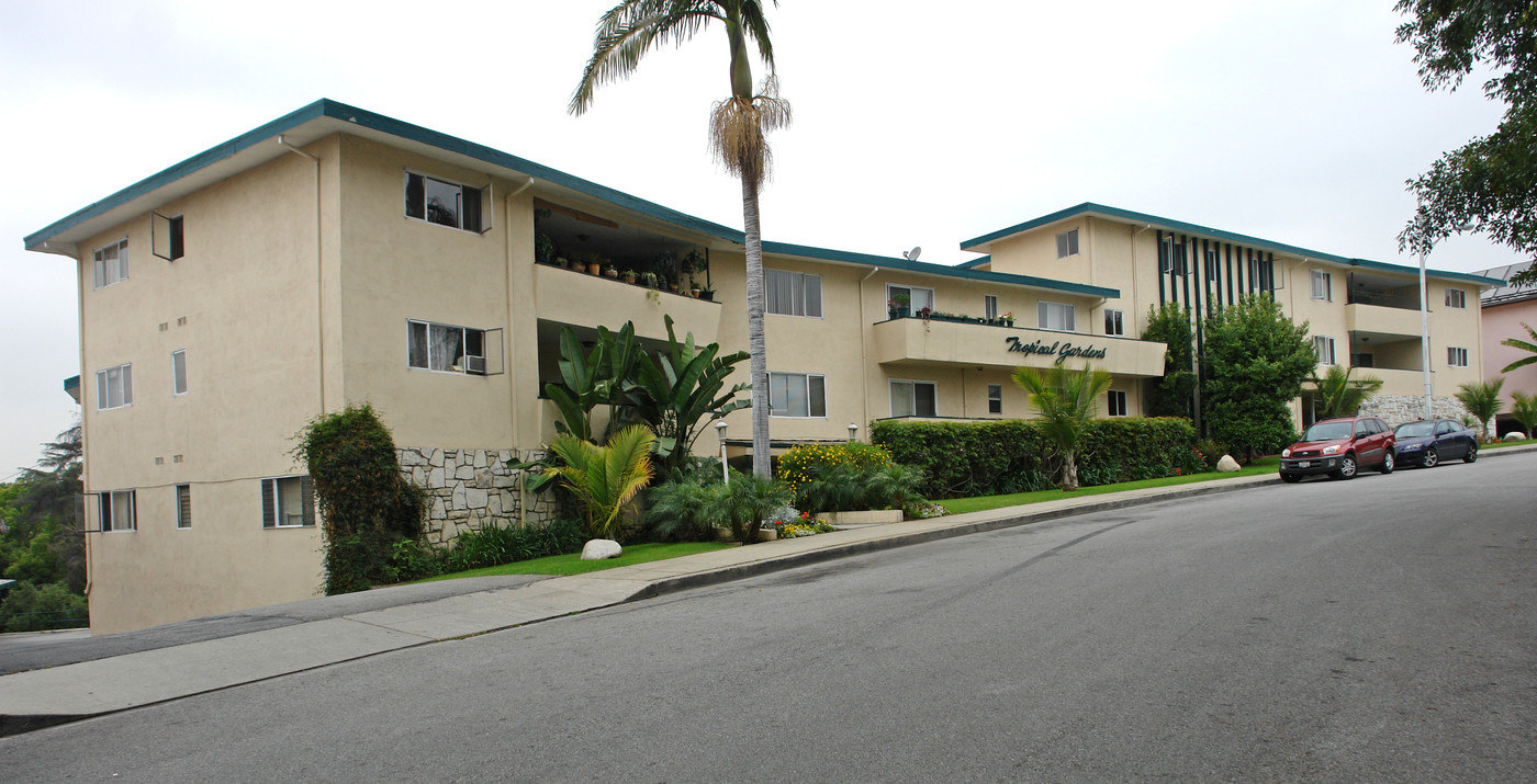 Tropical Gardens in South Pasadena, CA - Building Photo