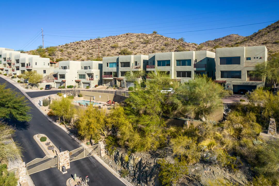 10015 N 1st Ave in Phoenix, AZ - Foto de edificio