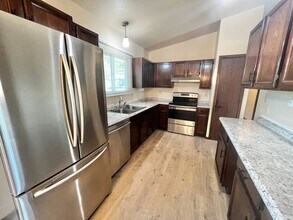 Beautiful 4 Bed, 2 Bath House in South Fort Collins! Avail. June 10th! in Fort Collins, CO - Building Photo - Building Photo