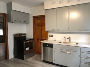 2264 Northland Ave, Unit 2262 Northland Ave. in Lakewood, OH - Building Photo - Building Photo