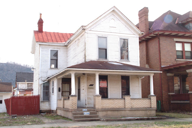 524 4th St in Portsmouth, OH - Foto de edificio - Building Photo