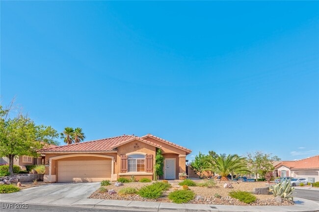 property at 10600 Royal Willow Pl