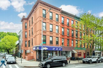 2 Windsor Plz in Brooklyn, NY - Foto de edificio - Building Photo