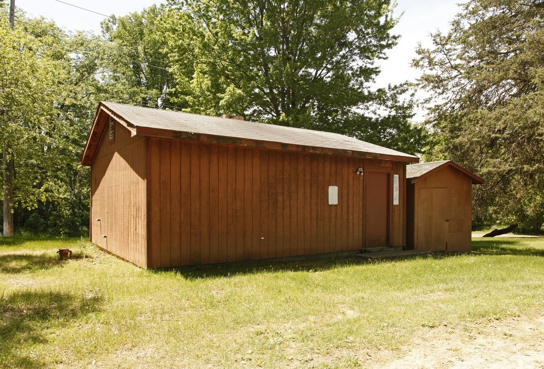 Fairlawn Meadows in Howell, MI - Building Photo