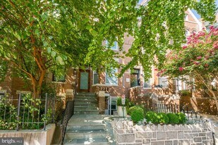 1777 T St NW in Washington, DC - Building Photo