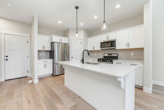 2035 N 3830 W in Lehi, UT - Building Photo - Building Photo