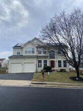 305 N Old Dominion Ln in Purcellville, VA - Building Photo - Building Photo