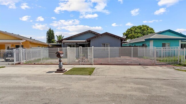 3109 NW 64th St in Miami, FL - Building Photo - Building Photo