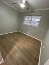 3105 Donald Dr in Bossier City, LA - Foto de edificio - Building Photo