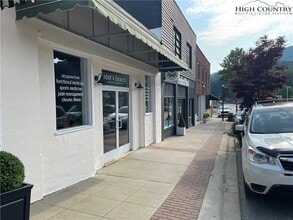 15 E 2nd St in West Jefferson, NC - Building Photo - Building Photo