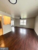 109 Franklin Dr in Voorhees Township, NJ - Building Photo