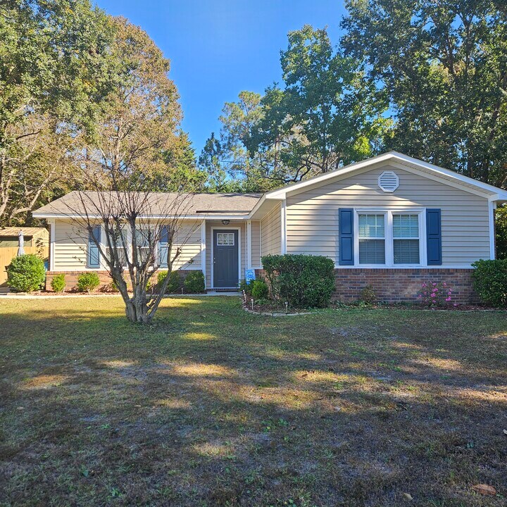 608 Albemarle Rd in Wilmington, NC - Building Photo