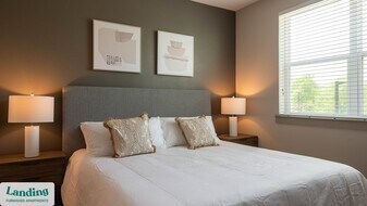 6107 E Riverside Dr in Austin, TX - Building Photo