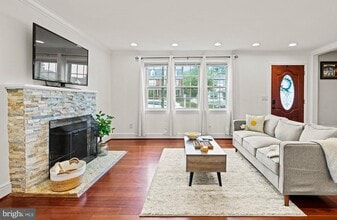 7241 Lee Hwy in Falls Church, VA - Building Photo - Building Photo